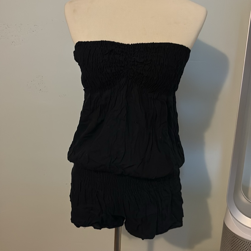 Elegant Black Strapless cotton romper